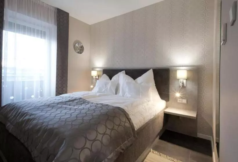 Bubble Hotel és Rendezvényközpont