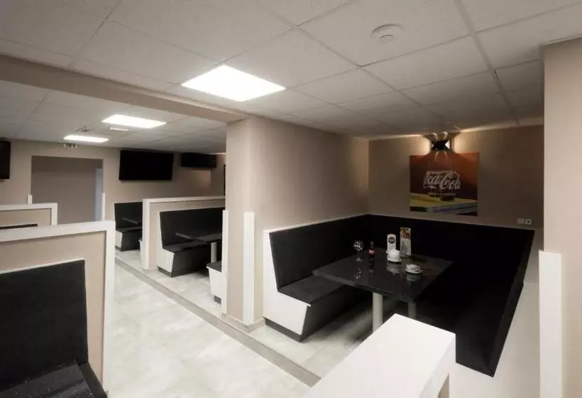 Bubble Hotel és Rendezvényközpont