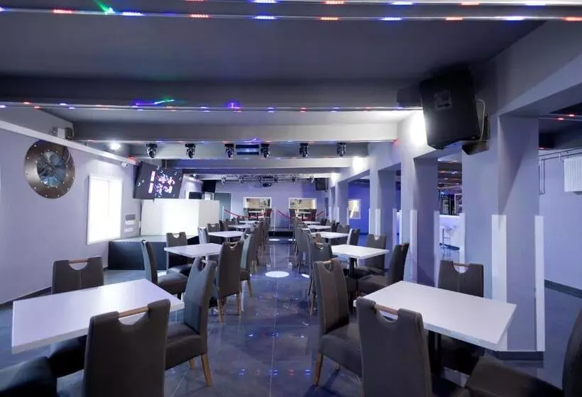 Bubble Hotel és Rendezvényközpont