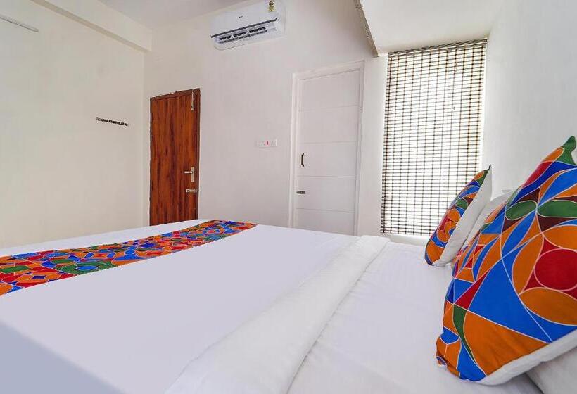 Fabhotel Snow Drop   1km From Our Lady Of Fatima Church