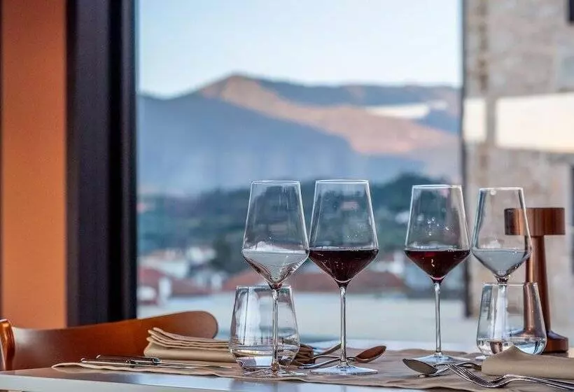 ホテル Cherry Sculpture