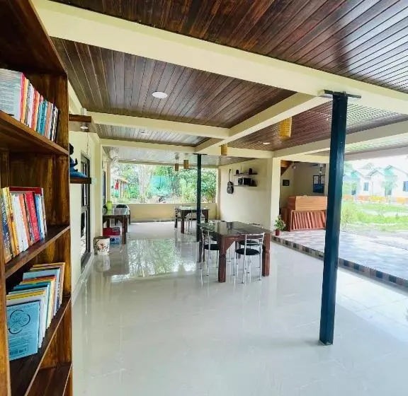 Hotelli Daosri The Inn