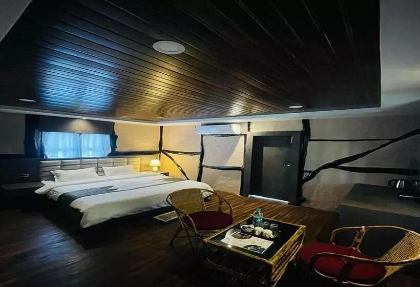 Hotelli Daosri The Inn