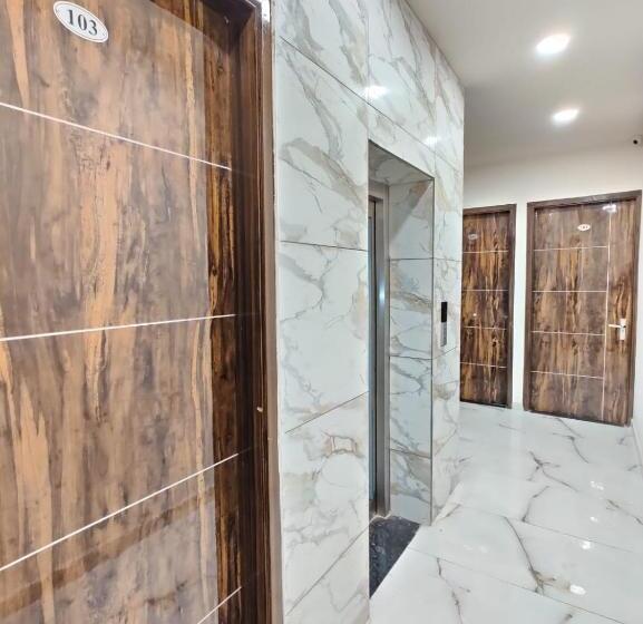 هتل Gs Amritsar 200 Mtr From Golden Temple