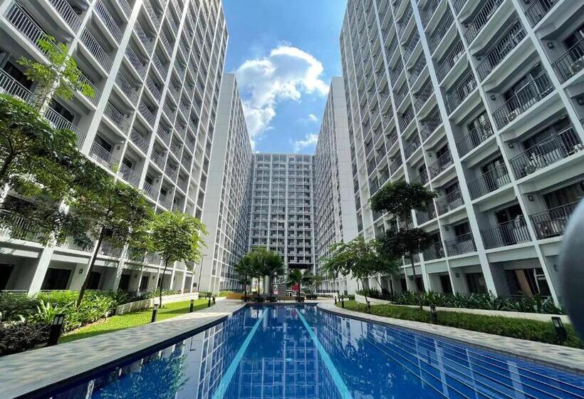 בית מלון כפרי Homefort At Shore 2 Residences