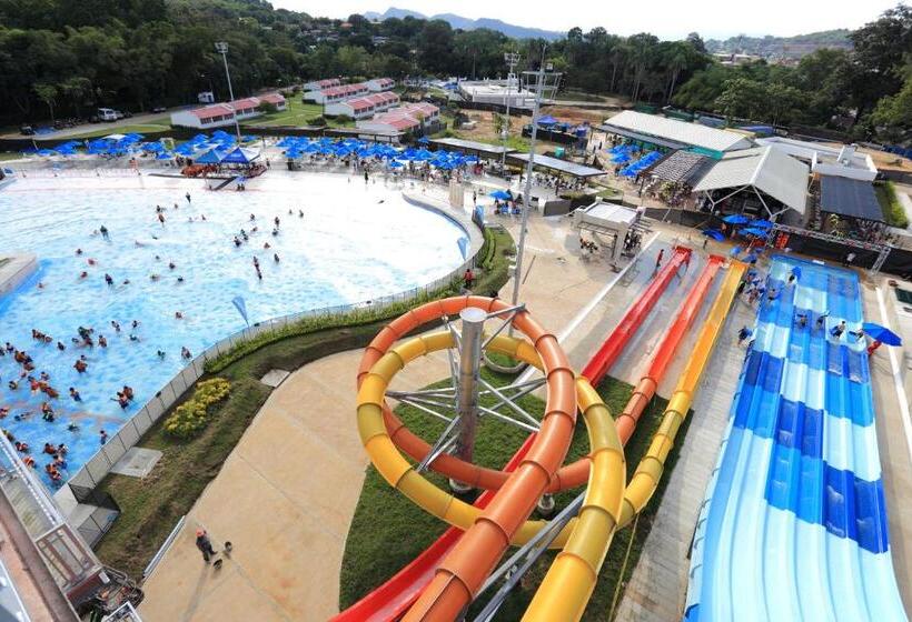 هتل Kualamaná Cafam Melgar