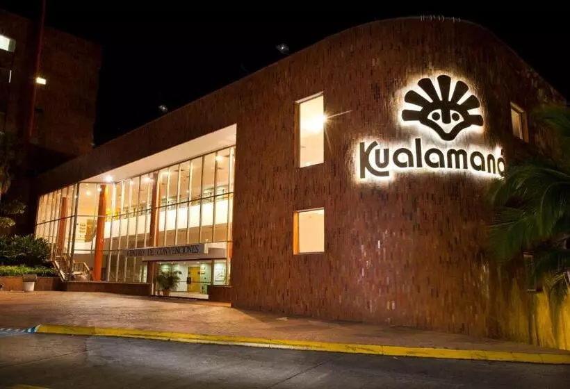 ホテル Kualamaná Cafam Melgar