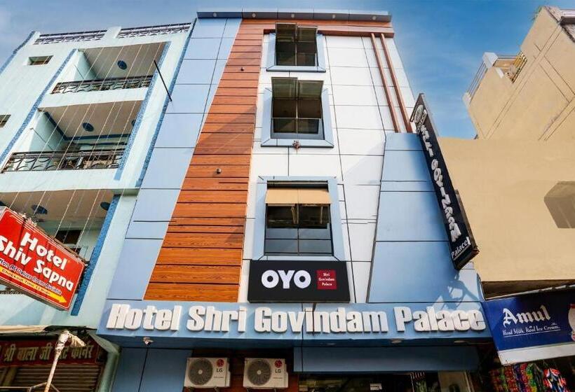 호텔 Oyo Flagship Shri Govindam Palace