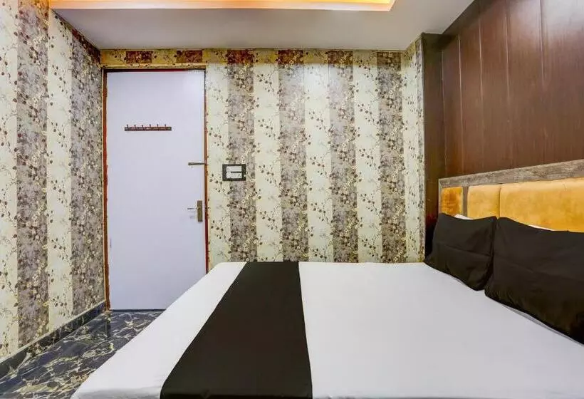 Hotelli Oyo Flagship Shri Govindam Palace