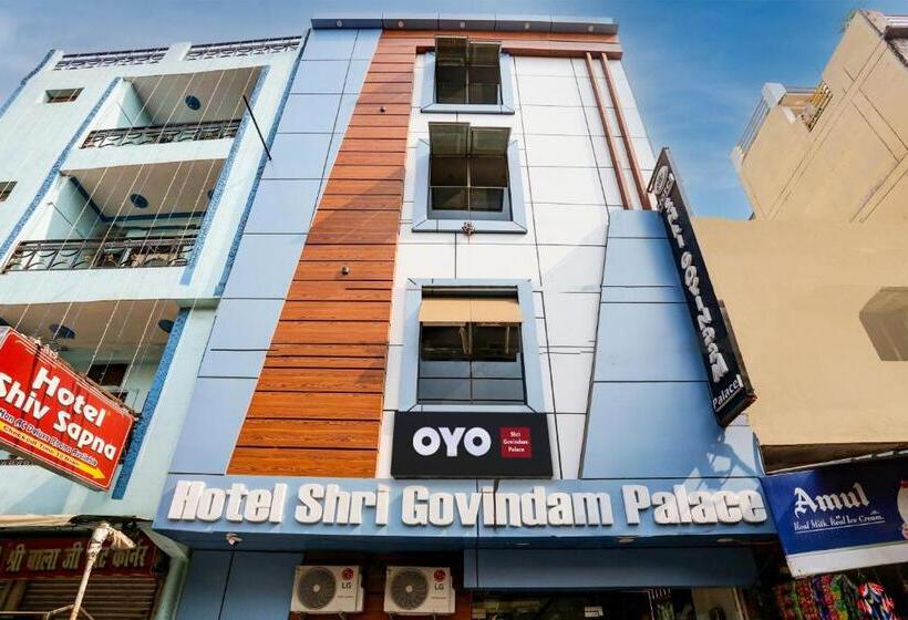 호텔 Oyo Flagship Shri Govindam Palace