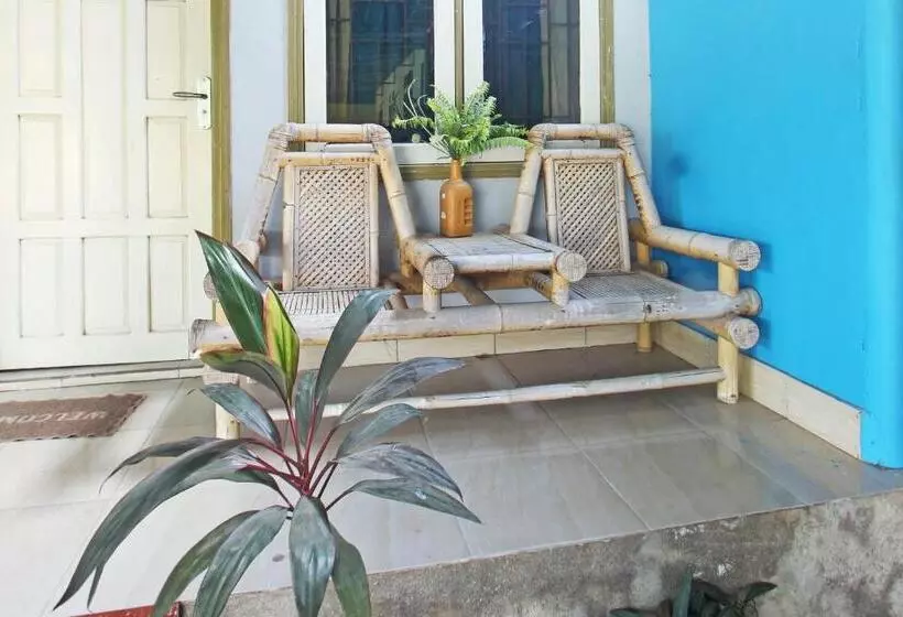 Hotelli Oyo Life 92960 Rumah Kos Kita