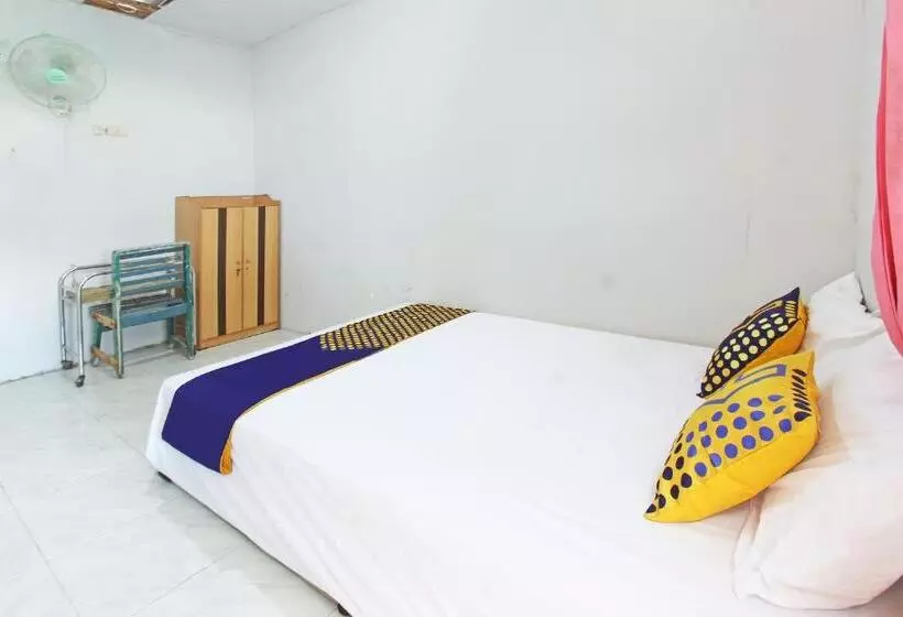 Hotelli Oyo Life 92960 Rumah Kos Kita