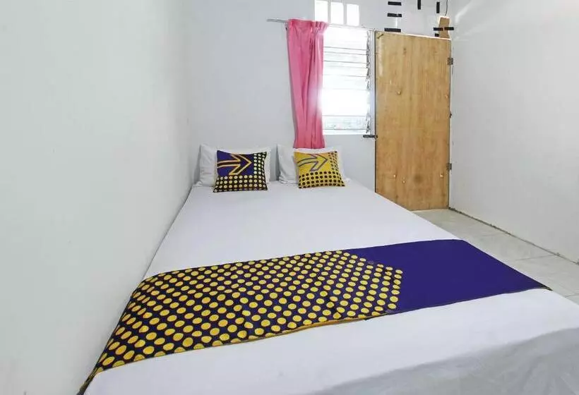 Hotelli Oyo Life 92960 Rumah Kos Kita