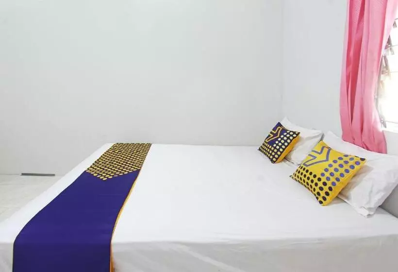 Hotelli Oyo Life 92960 Rumah Kos Kita