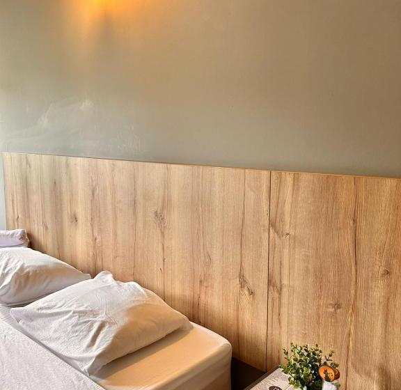 בית מלון כפרי Seven