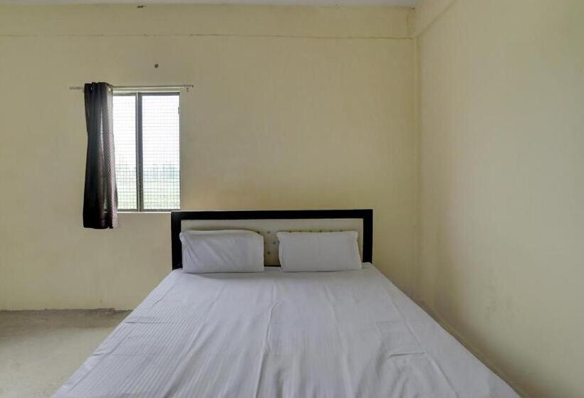 בית מלון כפרי Spot On New Marriage Hall