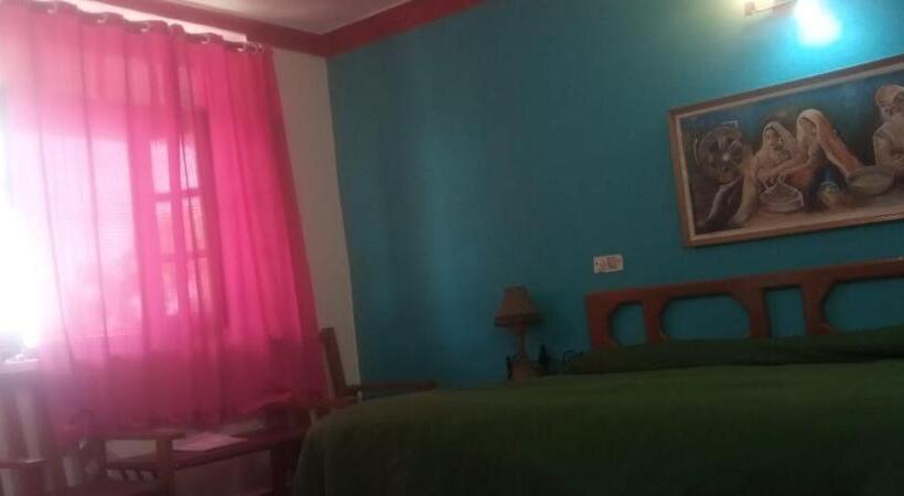 Отель The Royal Mountain