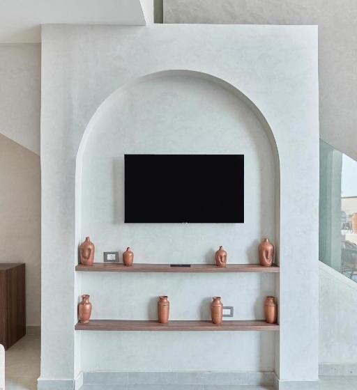 هتل True Beach Resort