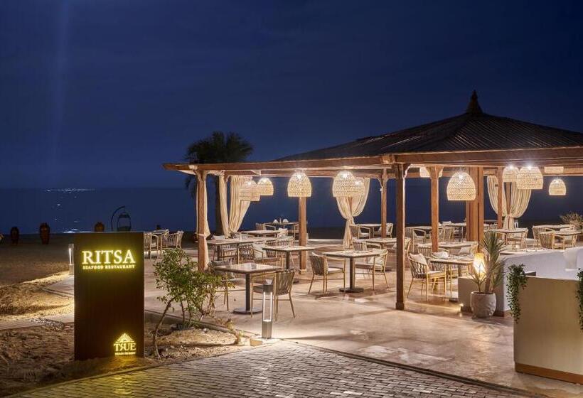 هتل True Beach Resort