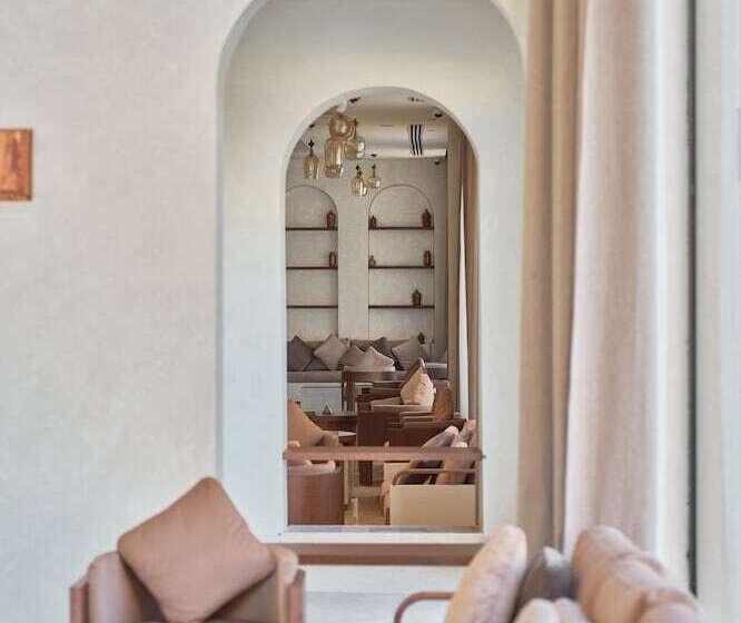 هتل True Beach Resort