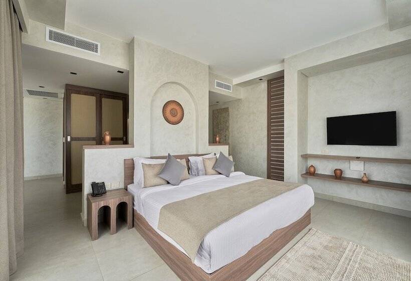 هتل True Beach Resort