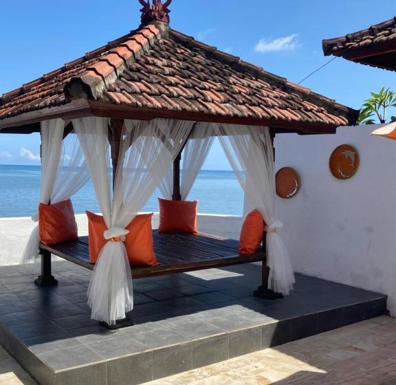فندق Villa Agung Beach Inn