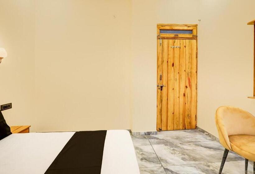 Oyo Hotel Ganga Safari