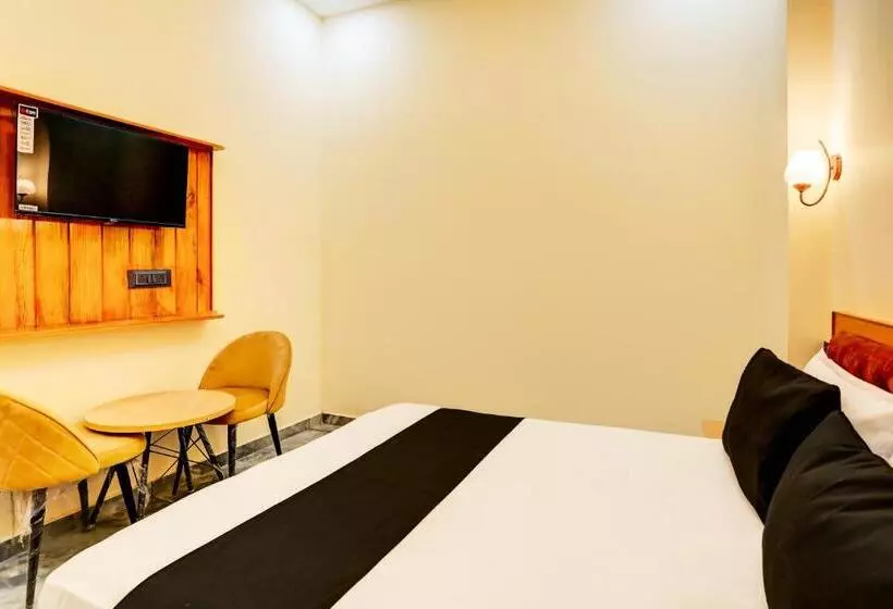 Oyo Hotel Ganga Safari