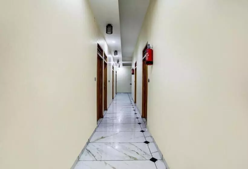 Oyo Hotel Ganga Safari