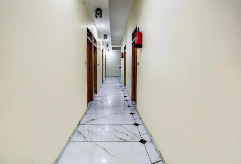 Oyo Hotel Ganga Safari
