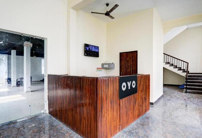 Oyo Hotel Ganga Safari
