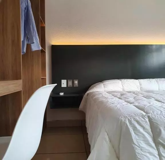 Pacifico 9