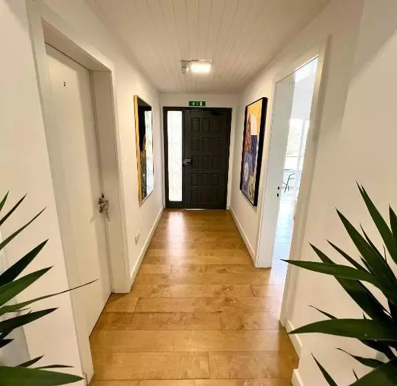 Majatalo Oieras Beach Suite 2   Large Double Room With En Suite Bathroom And Balcony