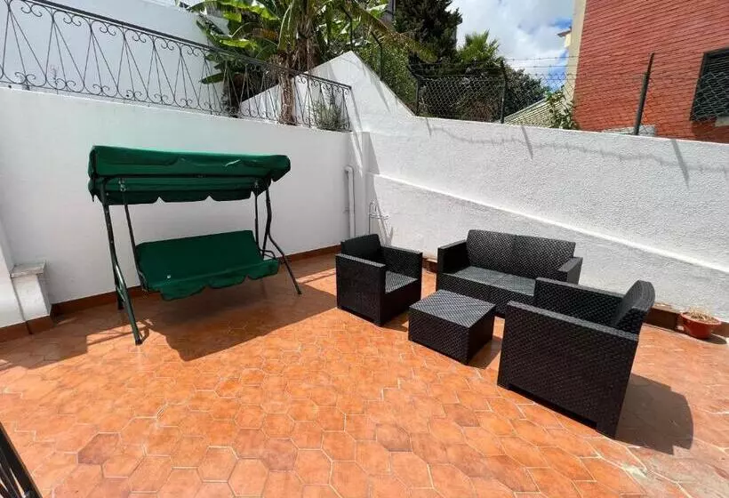 Majatalo Oieras Beach Suite 2   Large Double Room With En Suite Bathroom And Balcony