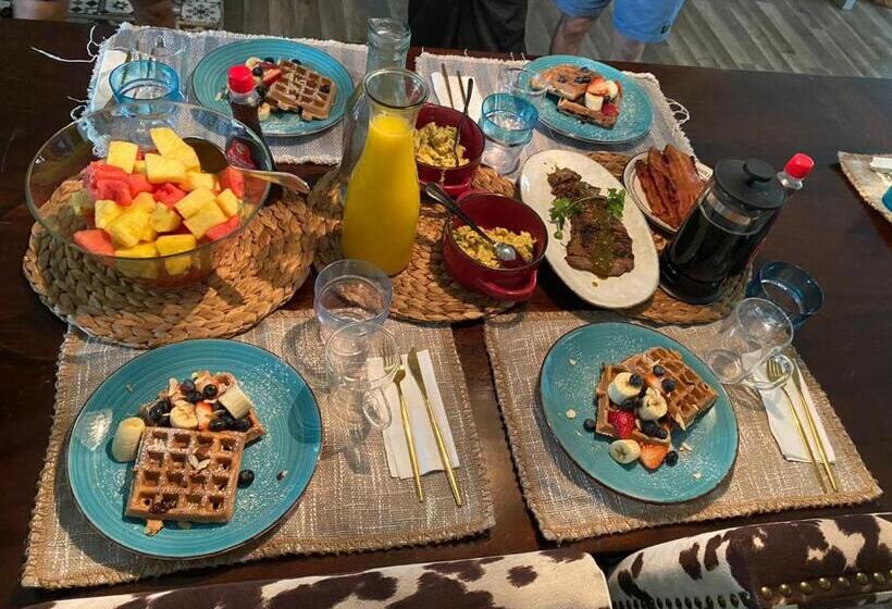 بنسيون Miami Residential