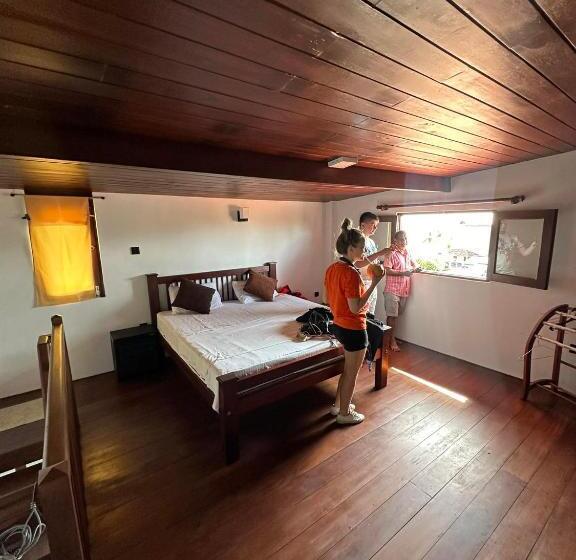 Pensão Neem Tree Ambalangoda