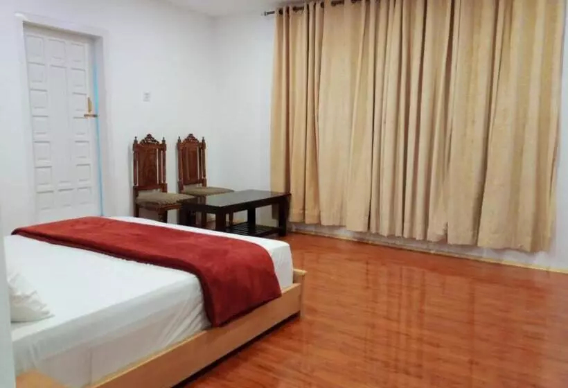 پانسیون Sarfaranga Residency