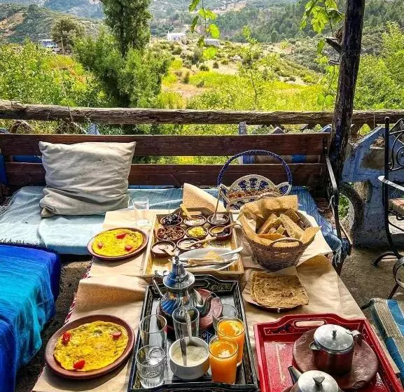 Retkeilymaja Gîte De Montagne Azilane