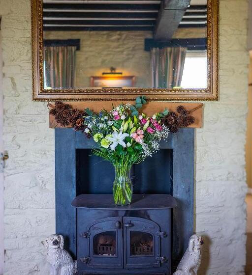 ユースホステル The Powis Arms