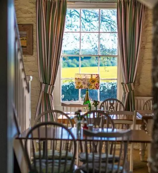 Retkeilymaja The Powis Arms