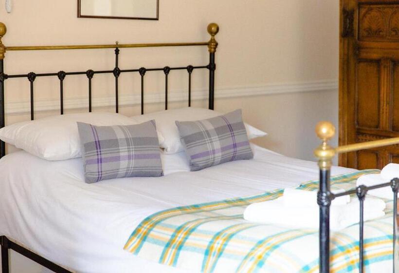 ユースホステル The Powis Arms