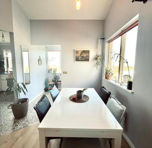 هاستل Valkyrie Guesthouse   1km From Seljalandsfoss