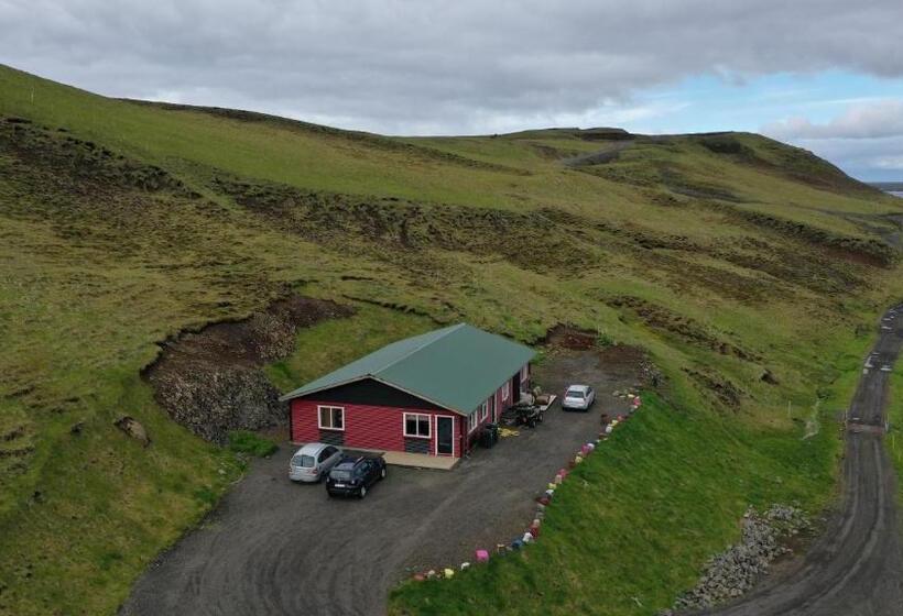 هاستل Valkyrie Guesthouse   1km From Seljalandsfoss