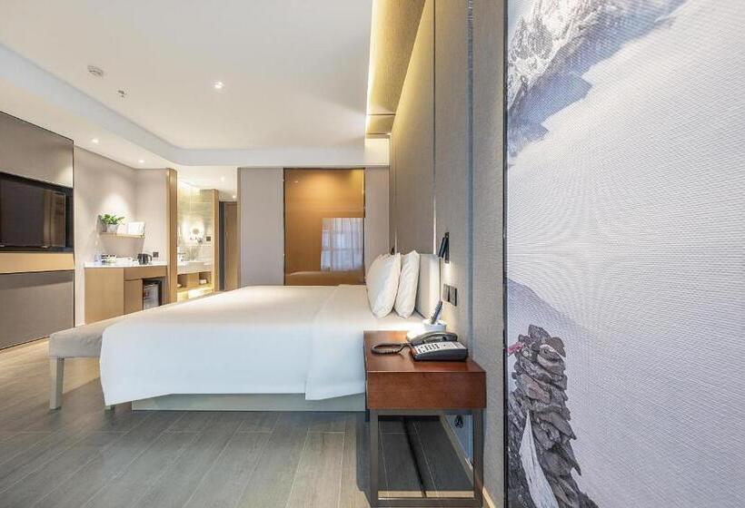 Atour Hotel Chengdu Wenshufang