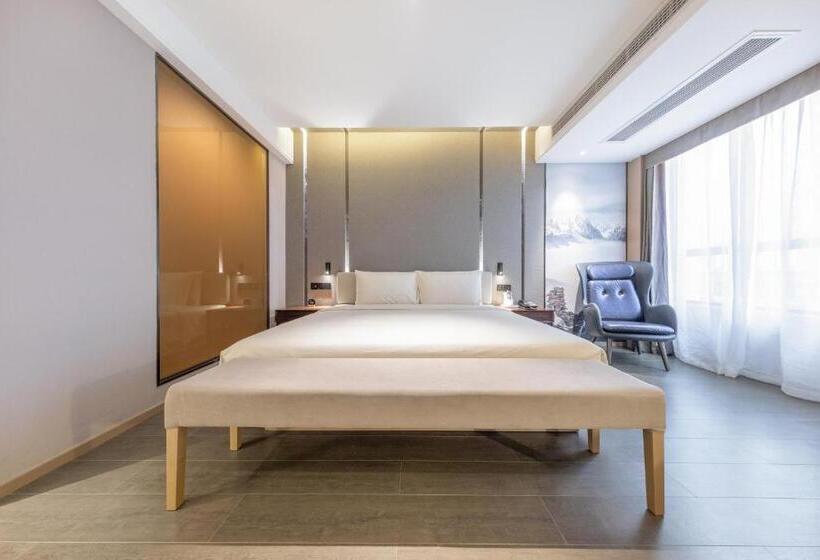 Atour Hotel Chengdu Wenshufang