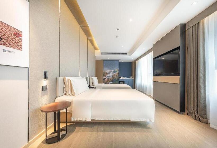 Atour Hotel Chengdu Wenshufang