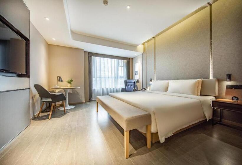 Atour Hotel Chengdu Wenshufang