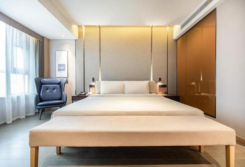 Atour Hotel Chengdu Wenshufang