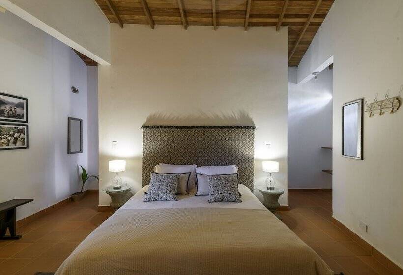 تختخواب و صبحانه Casa Al Alma