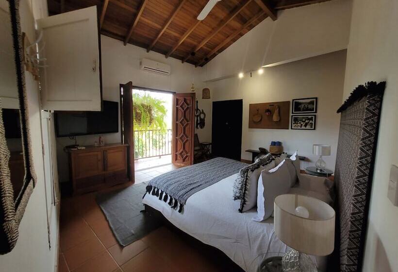 تختخواب و صبحانه Casa Al Alma